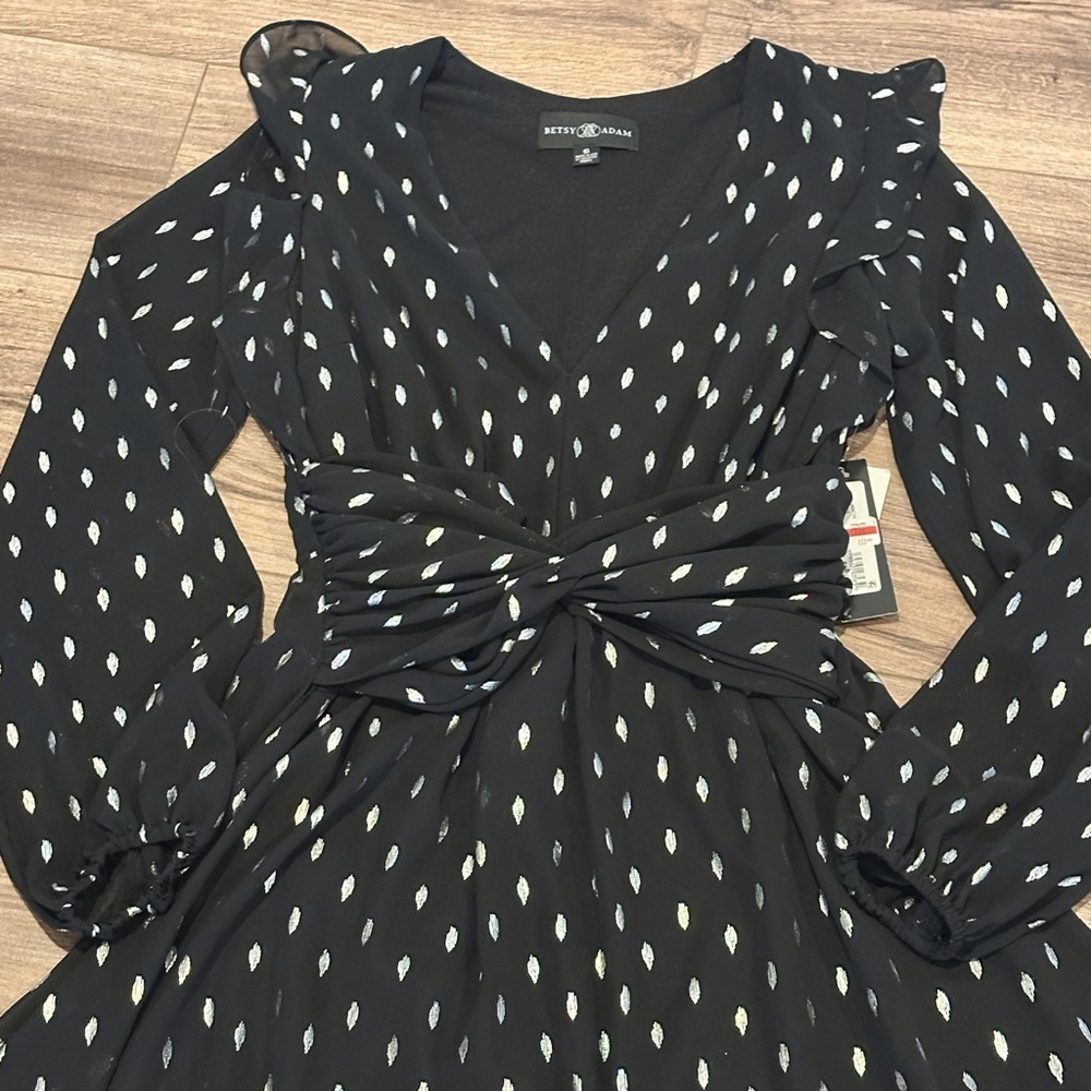 NWT! Betsy & Adam Black and White Long Sleeve Chiffon Hi Low Dress Size 6 - Picture 6 of 15